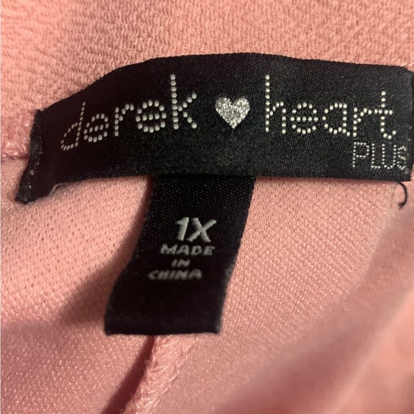 Plus Size Dressy Shorts 1X - Picture 3 of 3